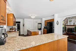 14820 Clare Bridge Ln, Brookfield, WI 53005 - Photo 34