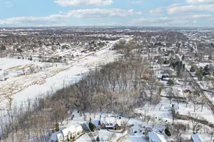 14820 Clare Bridge Ln, Brookfield, WI 53005 - Photo 56