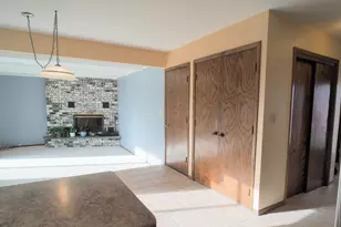 1021 Hill St, Watertown, WI 53098 - Photo 14