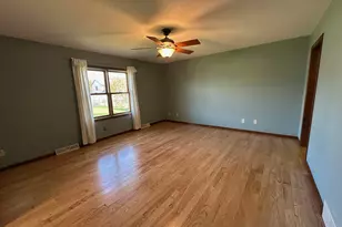 1545 Birka Ln, Onalaska, WI 54650 - Photo 8