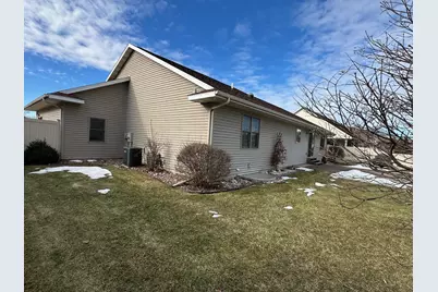 1545  Birka Ln, Onalaska, WI 54650 - Photo 2