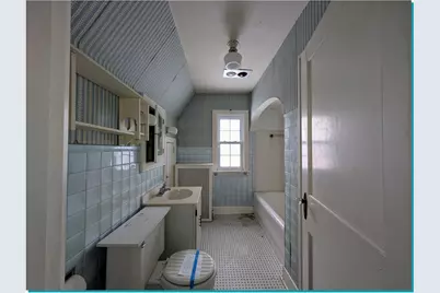 955 N 6th St, Manitowoc, WI 54220 - Photo 26