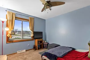 8005 Thistle Ct, Racine, WI 53185 - Photo 16