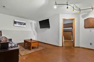 8005 Thistle Ct, Racine, WI 53185 - Photo 24