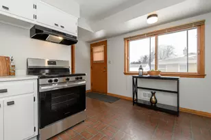 5820 W Donna Dr, Brown Deer, WI 53223 - Photo 12