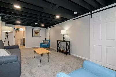 8930 W Lawrence Ave, Milwaukee, WI 53225 - Photo 26