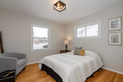 8930 W Lawrence Ave, Milwaukee, WI 53225 - Photo 22