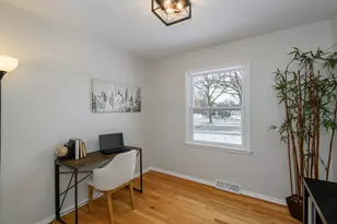 8930 W Lawrence Ave, Milwaukee, WI 53225 - Photo 24