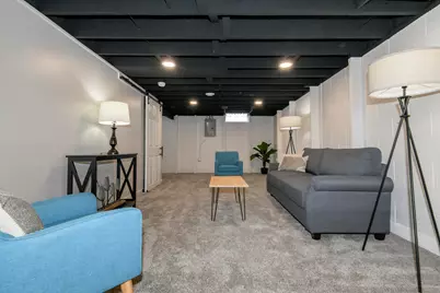 8930 W Lawrence Ave, Milwaukee, WI 53225 - Photo 28