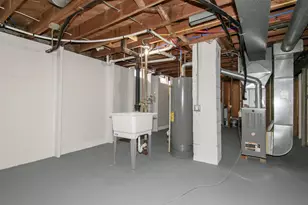 8930 W Lawrence Ave, Milwaukee, WI 53225 - Photo 30