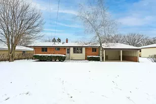 8720 W Ohio Ave, Milwaukee, WI 53227 - Photo 30