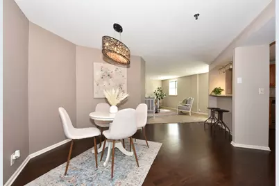 270 E Highland Ave #214, Milwaukee, WI 53202 - Photo 4