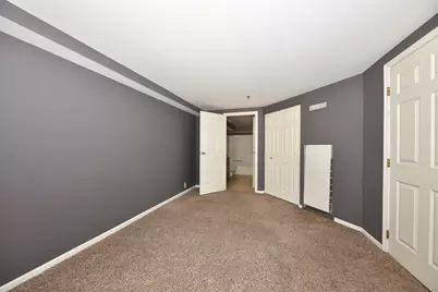 270 E Highland Ave #214, Milwaukee, WI 53202 - Photo 18