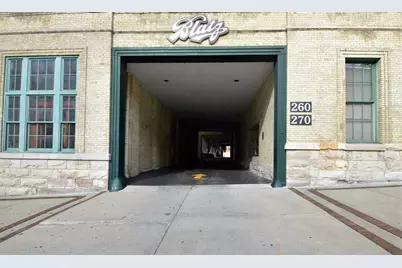 270 E Highland Ave #214, Milwaukee, WI 53202 - Photo 38