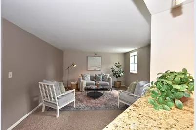 270 E Highland Ave #214, Milwaukee, WI 53202 - Photo 12