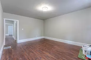 1815 W Becher St, Milwaukee, WI 53215 - Photo 4