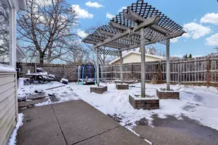 232 Richard St, Waukesha, WI 53189 - Photo 18