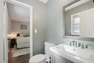 2117 Sunnyside Dr, Waukesha, WI 53186 - Photo 30