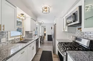 2117 Sunnyside Dr, Waukesha, WI 53186 - Photo 18