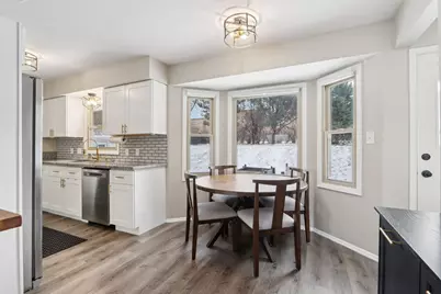 2117  Sunnyside Dr, Waukesha, WI 53186 - Photo 14