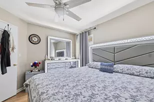 6326 W Bottsford Ave, Greenfield, WI 53220 - Photo 14