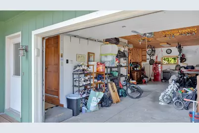 1436 W Washington Ave, Cleveland, WI 53015 - Photo 36