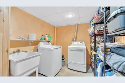 1436 W Washington Ave, Cleveland, WI 53015 - Photo 22