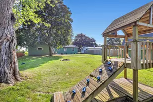 1436 W Washington Ave, Cleveland, WI 53015 - Photo 28