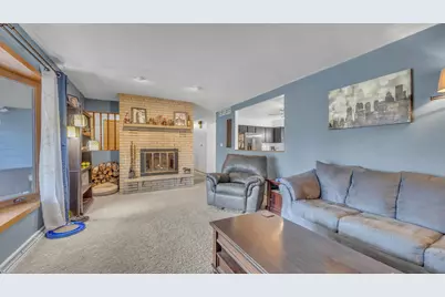 214 S Bruns Ave, Plymouth, WI 53073 - Photo 8