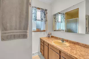 214 S Bruns Ave, Plymouth, WI 53073 - Photo 14