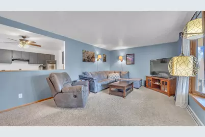 214 S Bruns Ave, Plymouth, WI 53073 - Photo 6