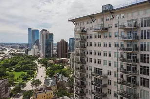 1313 N Franklin Pl, Milwaukee, WI 53202 - Photo 36