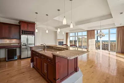 1313 N Franklin Pl #504, Milwaukee, WI 53202 - Photo 16