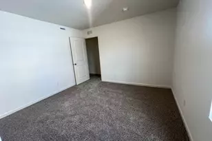 7064 Fair Oaks Rd, Racine, WI 53403 - Photo 8