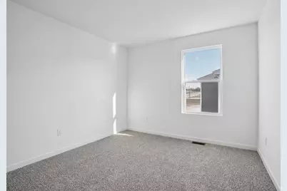 7038  Oakmont Rd, Racine, WI 53403 - Photo 36