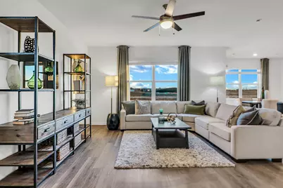 7051  Oakmont Rd, Racine, WI 53403 - Photo 8