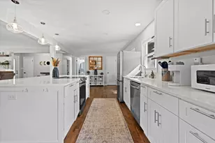 15935 Hill Ct, Brookfield, WI 53005 - Photo 16