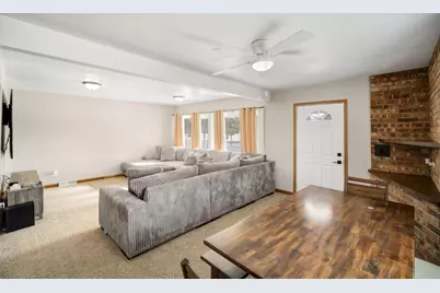 11834 W Greenfield Ave, West Allis, WI 53214 - Photo 8