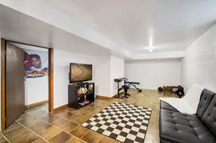 11834 W Greenfield Ave, West Allis, WI 53214 - Photo 18