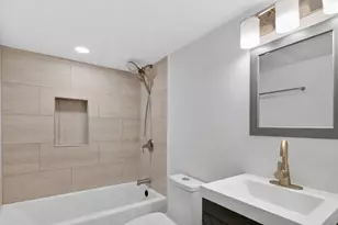 5273 N 51st Blvd, Milwaukee, WI 53218 - Photo 34