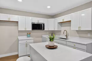 5273 N 51st Blvd, Milwaukee, WI 53218 - Photo 10