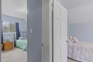 3923 S 41st St, Greenfield, WI 53221 - Photo 14