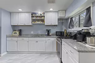 3923 S 41st St, Greenfield, WI 53221 - Photo 2