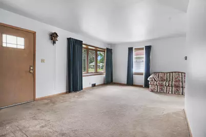 10413 W Sheridan Ave, Milwaukee, WI 53225 - Photo 2