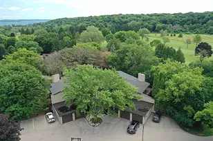 880 Windsor Dr, Fontana, WI 53125 - Photo 32