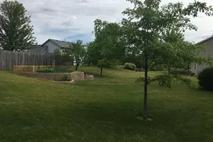 9244 Auburn Ct, Racine, WI 53406 - Photo 26