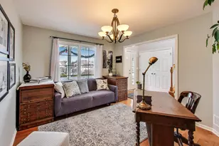 9244 Auburn Ct, Racine, WI 53406 - Photo 6