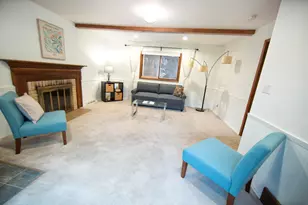 6535 N Braeburn Ln, Glendale, WI 53209 - Photo 10