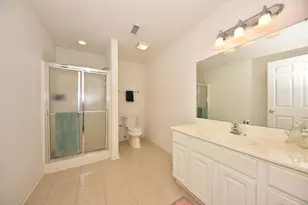 10258 W Deerwood Ln, Franklin, WI 53132 - Photo 16