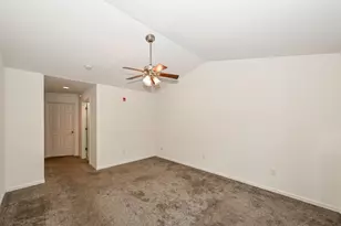 10258 W Deerwood Ln, Franklin, WI 53132 - Photo 30